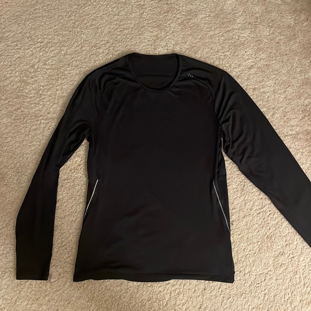Like New Lululemon long sleeve shirt